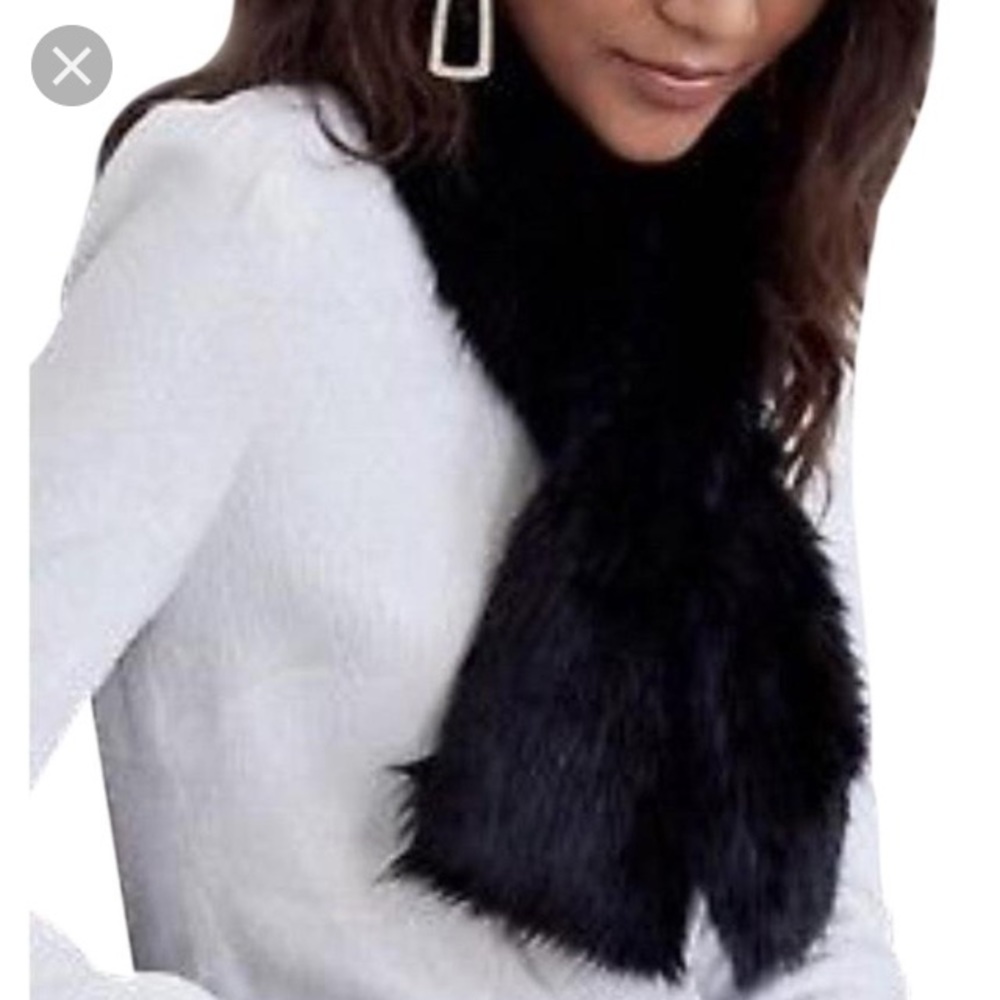 NWOT Rachel Zoe BOS faux fur scarf